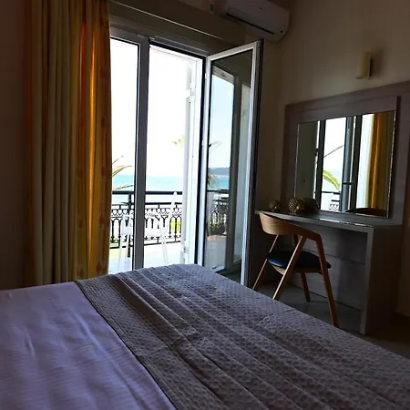 Nadia'S Studios & Apartments In Argasi, Sea-View Exterior photo