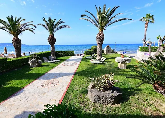 Nadia\'S Studios & Apartments In Argasi, Sea-View