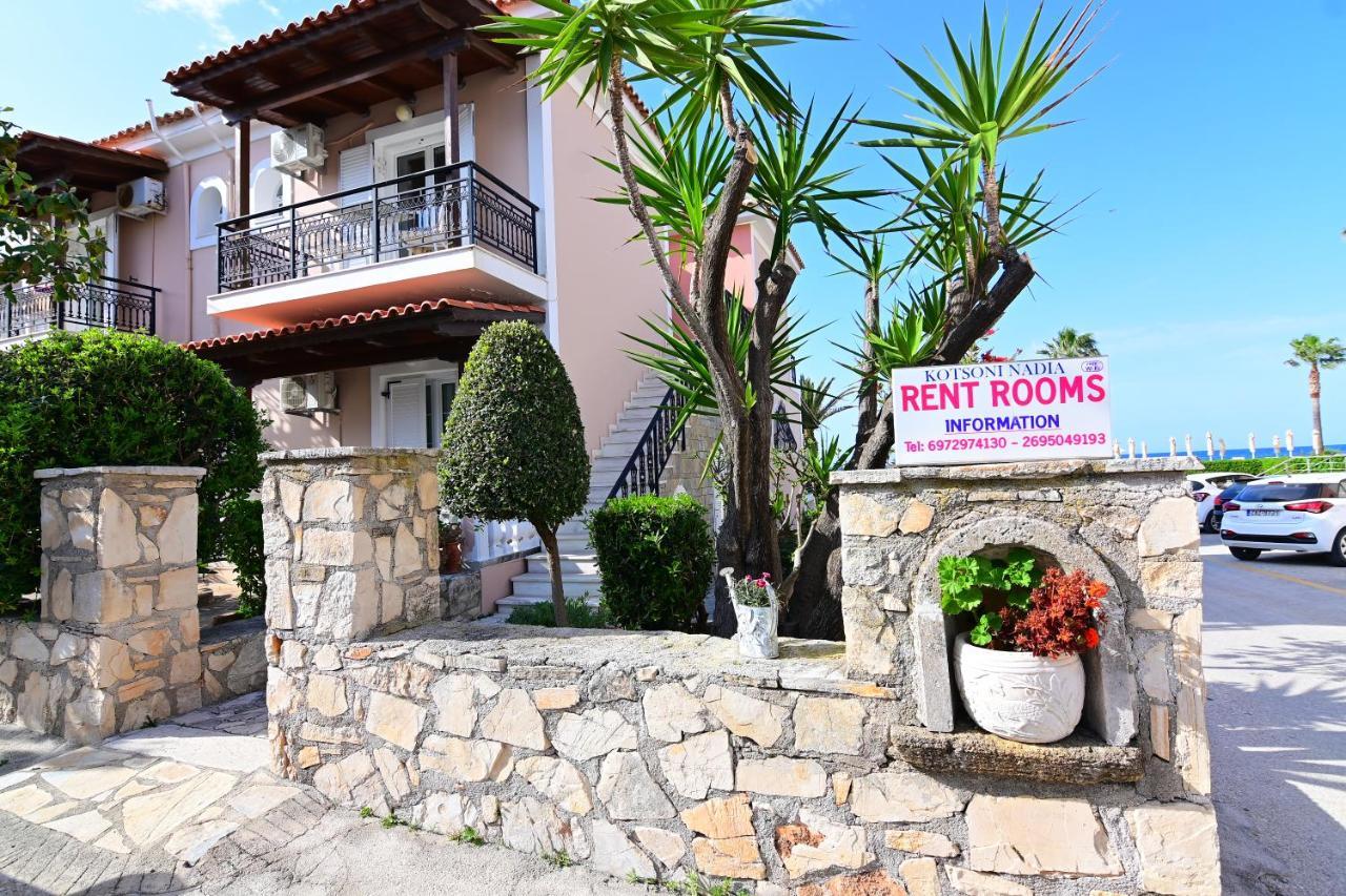 Nadia's & In Argasi, Sea-view Apartment *